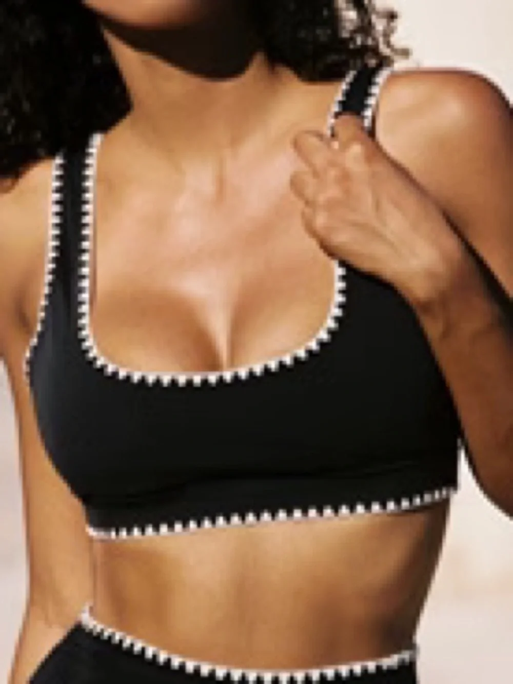 It’s a SET! 🔥 LSpace Effie bikini top + zhara bottom in size medium black /white